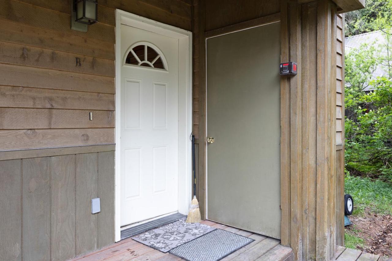 Appartamento Hiker'S Den Girdwood Esterno foto